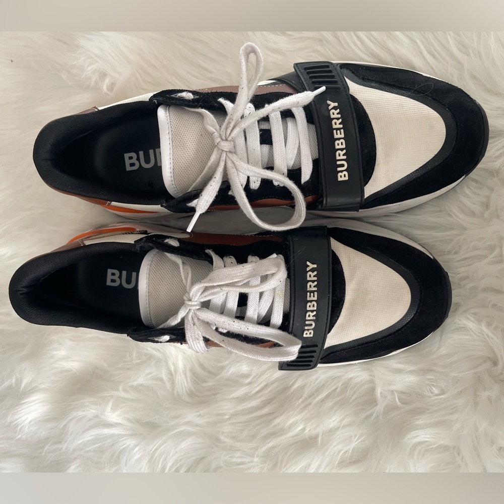 Authentic Burberry Ramsey Archive Beige/Black Vintage Check Sneakers